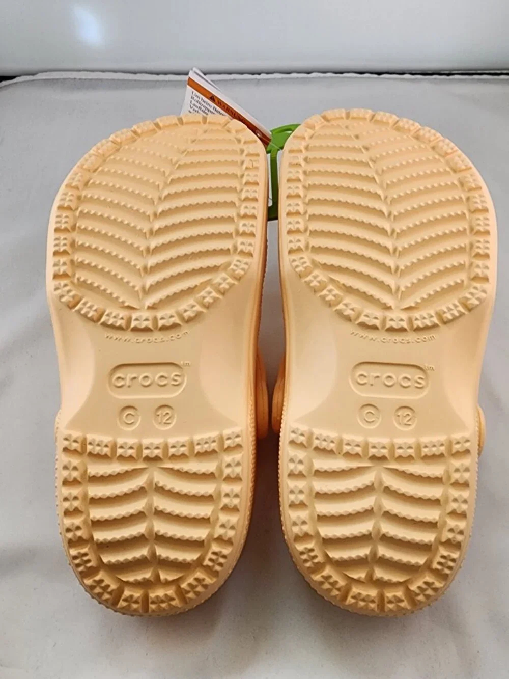 CROCS flaws details shoes